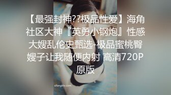 TWTP 游乐场女厕全景偷拍几个撅着屁股嘘嘘的高颜值美女2 (1)